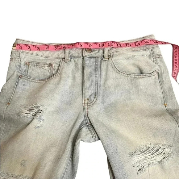 American Eagle Outfitters Women’s Boy Crop Light Washed Button Fly Jeans size 6 - Picture 12 of 13